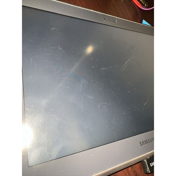 Samsung Galaxy Tablet Bundle 16GB Wi-Fi 4G 8 inch Black FOR PARTS NOT WORKING - Picture 3 of 8